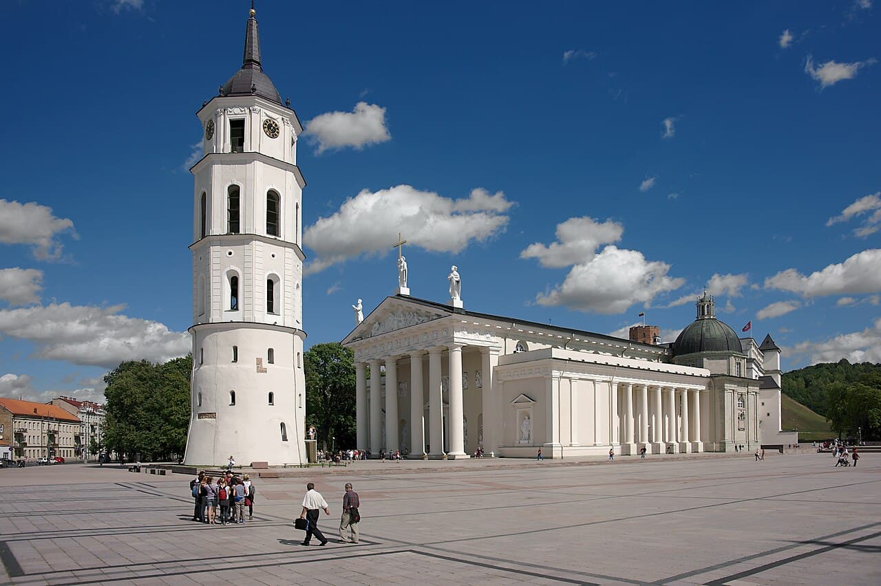 Vilniaus katedra ir varpinė Katedros aikštėje